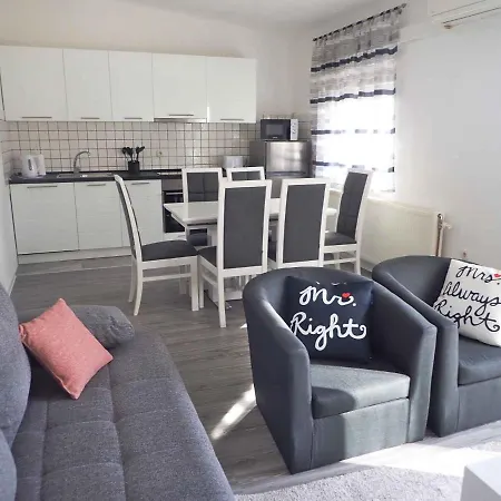 Apartamento In 38949 Maslenica